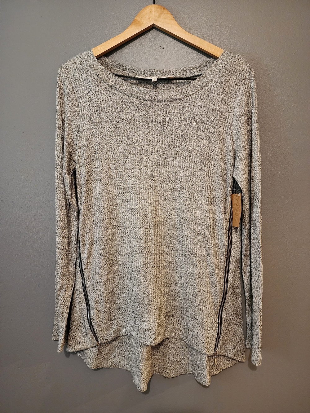 RACHEL Rachel Roy Heather Gray Long-Sleeve Knit Top with Side Zippers